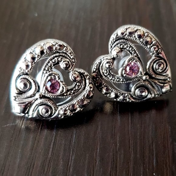 AVON Egyptian Revival Victorian Niello Pink Rhinestone Heart Bracelet & Earrings - Picture 4 of 6